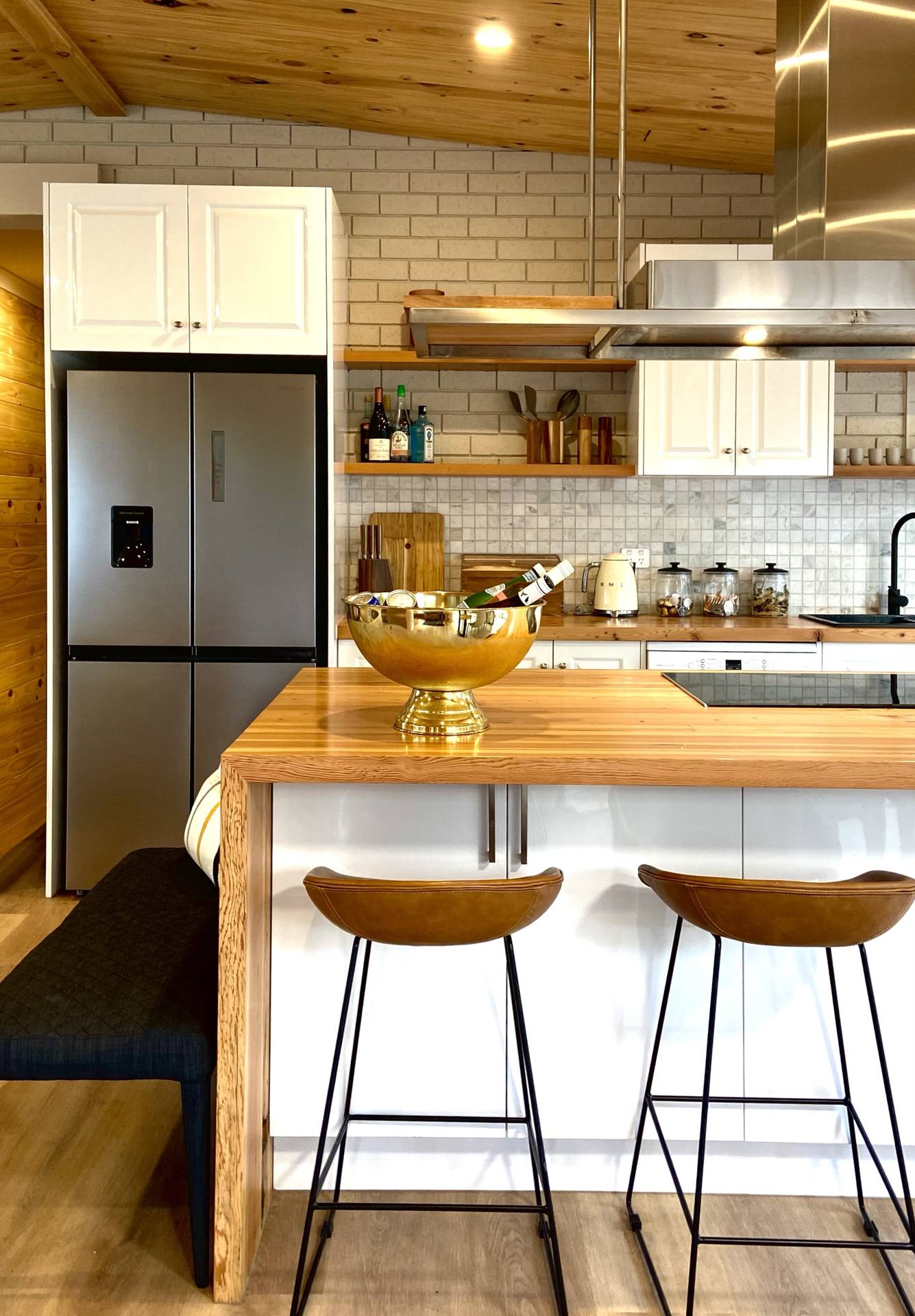 Kitchen with island